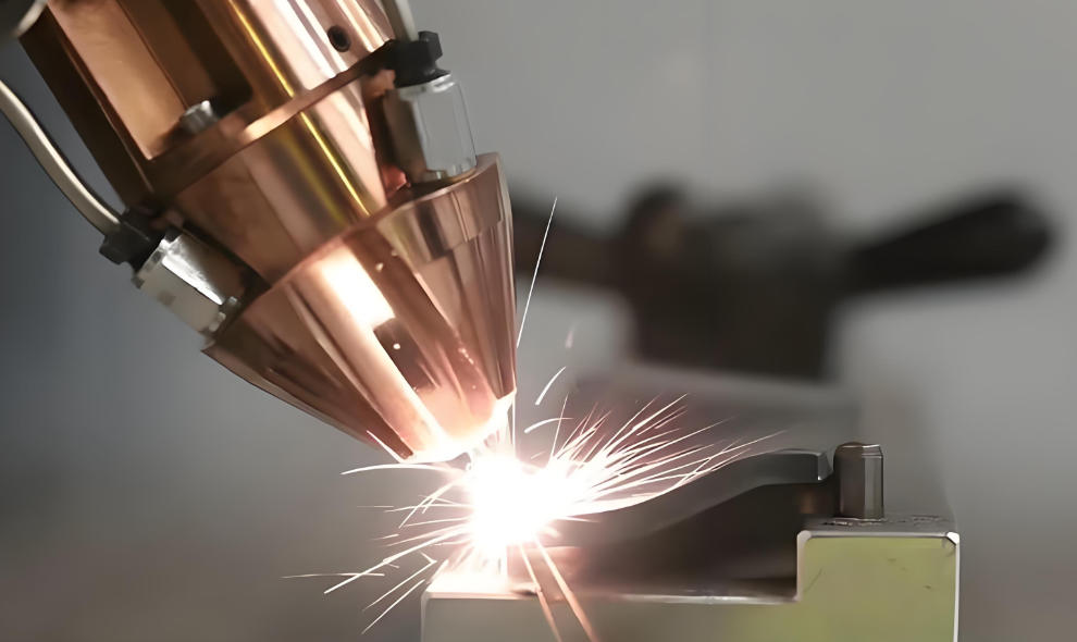 Laser Processing Equipment: Achieving Difficult Welds Through Intelligent Control